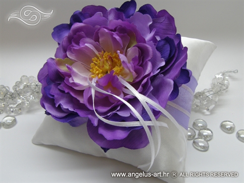 Lilac Flower ring pillow